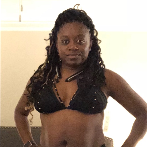 Meet your Posher, Iskeisha - Picture 6 of 8